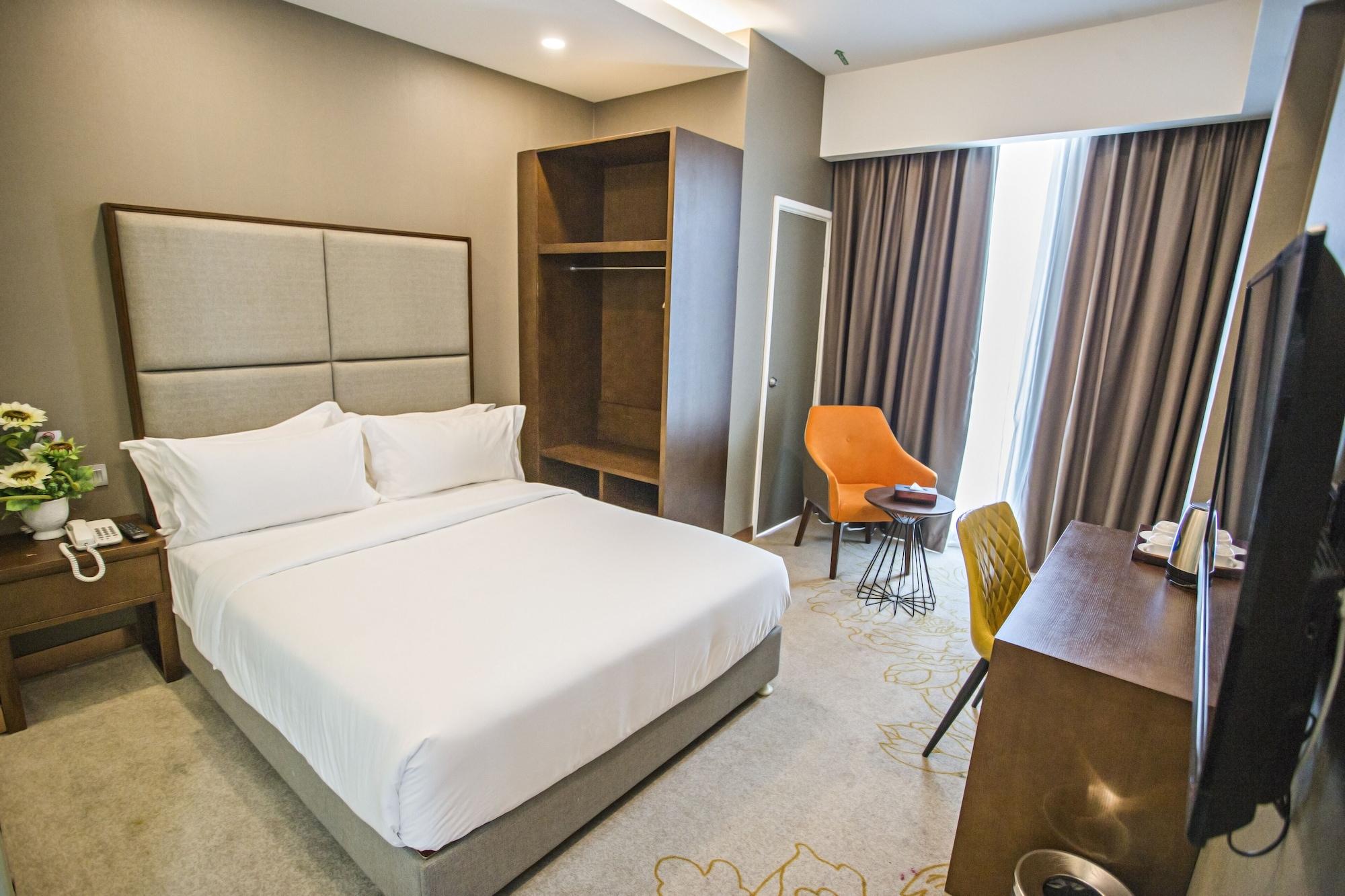 แกรนด์ ฟลอรา โฮเต็ล Hotel Malacca ภายนอก รูปภาพ