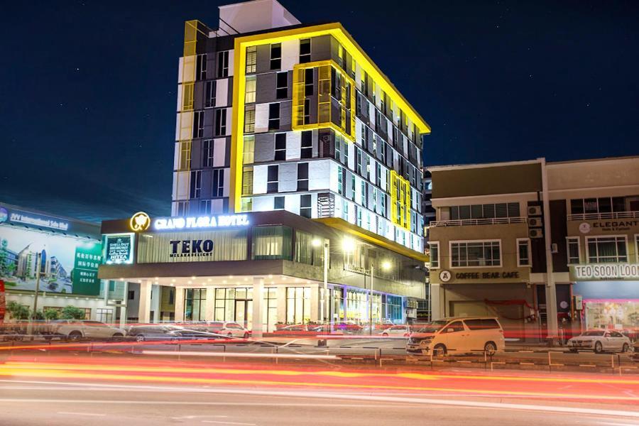 แกรนด์ ฟลอรา โฮเต็ล Hotel Malacca ภายนอก รูปภาพ